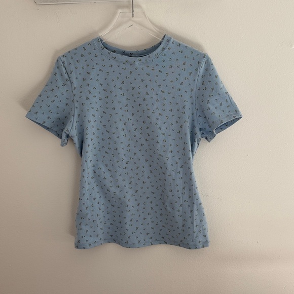 SKIMS NWOT cotton jersey t-shirt powder blue micro floral top shirt size M - Picture 7 of 10